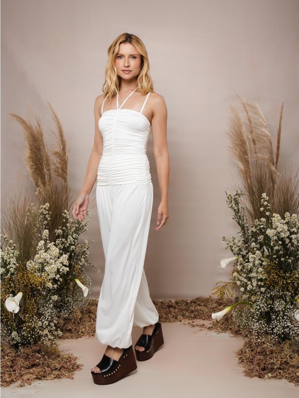 Patique White Ruched jersey pants